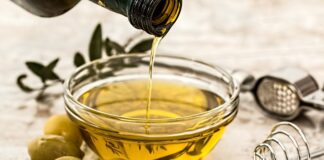 Czym różni się olej kosmetyczny od oleju spożywczego?
